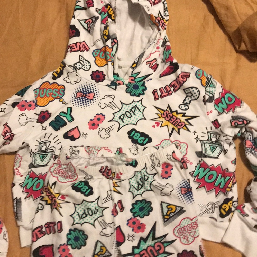 Guess 2 piece set